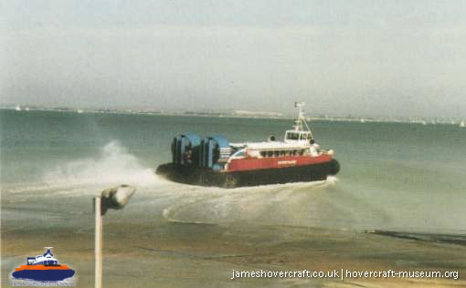 AP1-88 hovercraft  -  (credit: The <a href='http://www.hovercraft-museum.org/' target='_blank'>Hovercraft Museum Trust</a>).